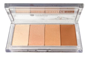 Hypoallergenic Highlight & Bronze Kit Zestaw rozświetlaczy i bronzer