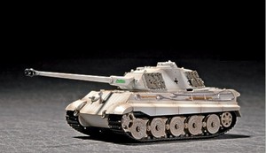 German King Tiger P with Zimmerit Z Skala 1:72