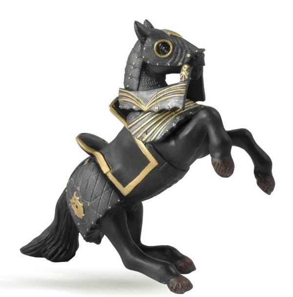 Figurka Koń w czarnej zbroi