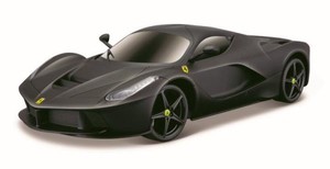 MAISTO 81530-36 La Ferrari czarne R/C baterie